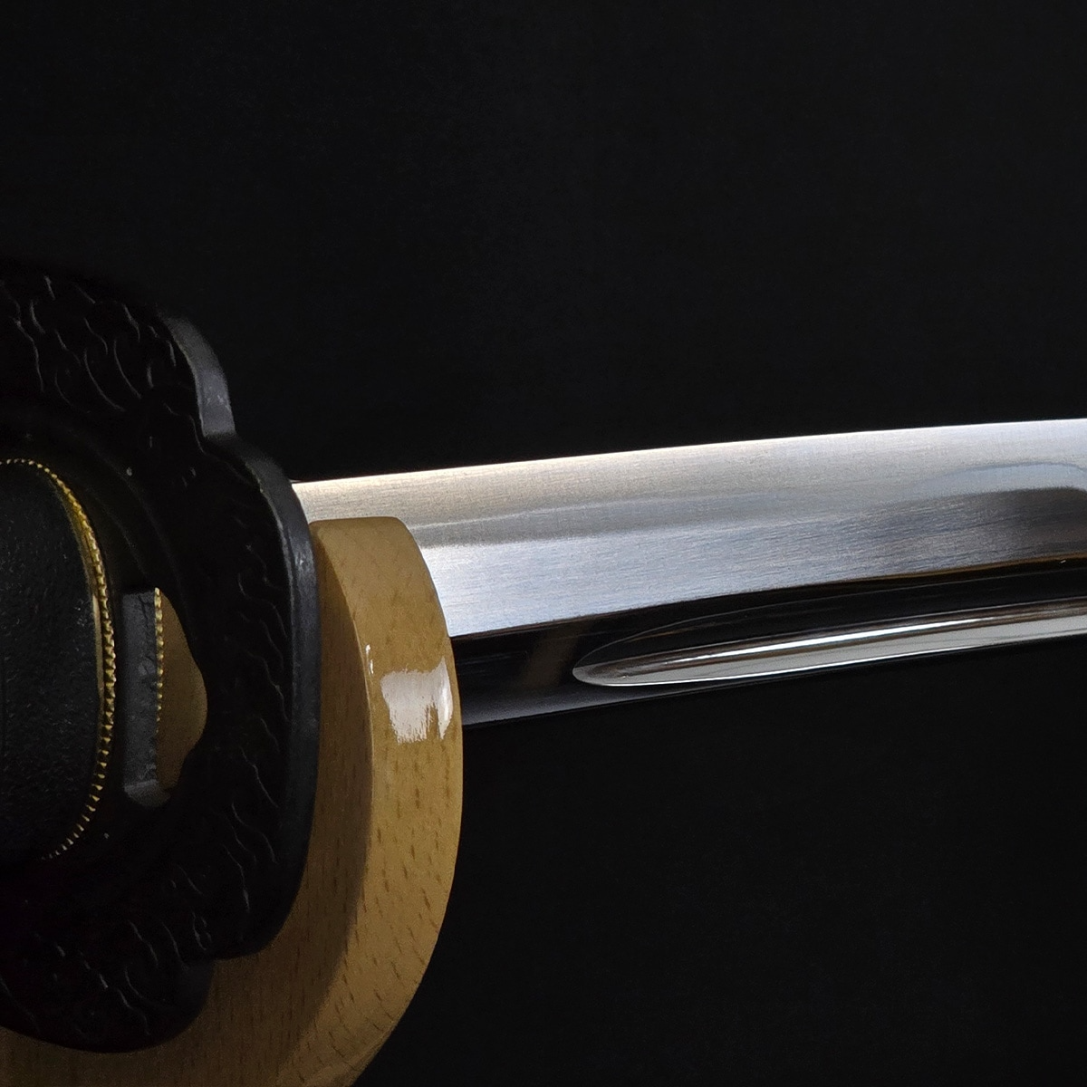 Tōran Midareba Iaito Sword – 2.45 Shaku | Authentic MinoSaka Series | Made in Japan