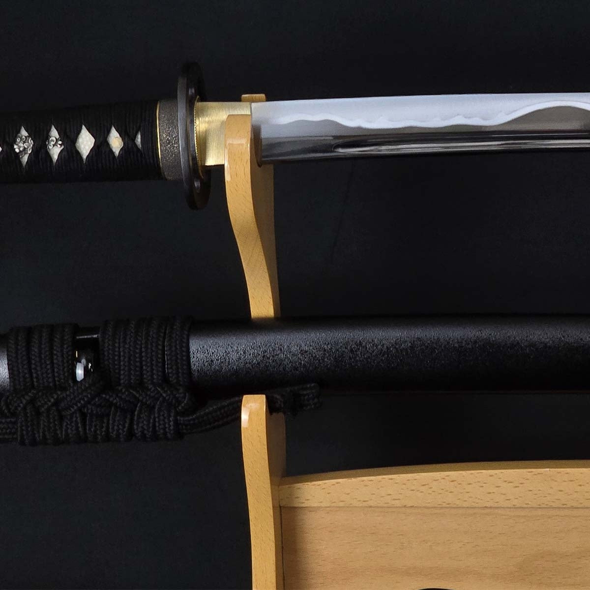 Nagashino Ichimonji Iaito Sword – 2.45 Shaku | Authentic MinoSaka Series | Made in Japan