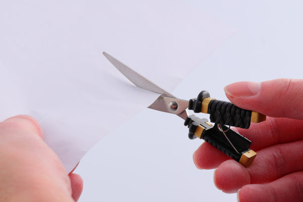 Nikken Omamori Samurai Scissors Set – Japanese Mini Katana Style (3 Models: Tokugawa Ieyasu, Okita Soji, Hijikata Toshizo)