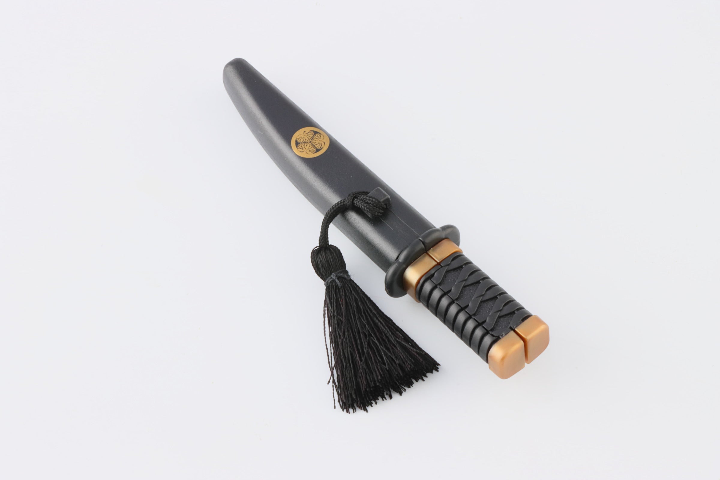 Nikken Omamori Samurai Scissors Set – Japanese Mini Katana Style (3 Models: Tokugawa Ieyasu, Okita Soji, Hijikata Toshizo)