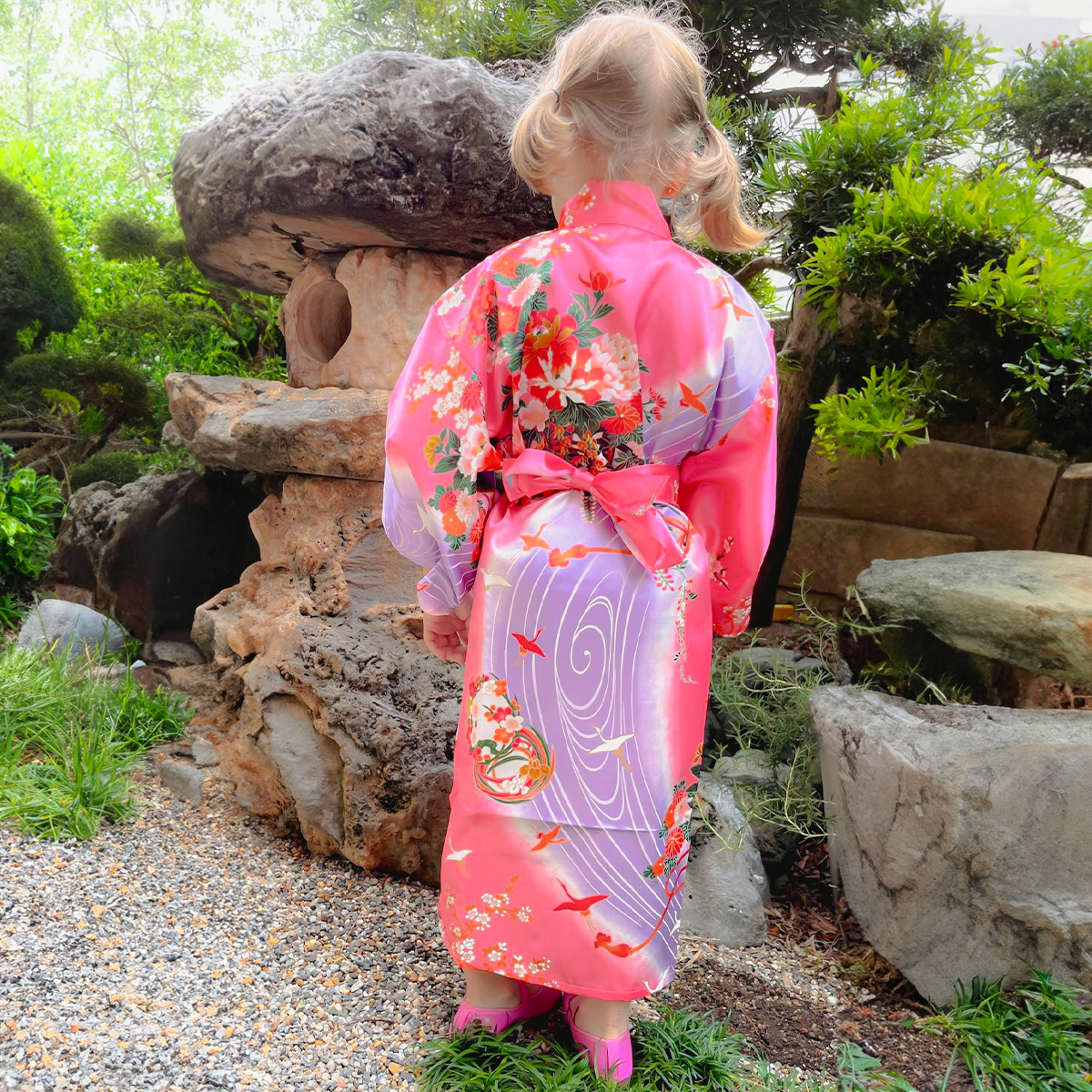 Girls' Yukata: Flowing Flowers (Polyester)