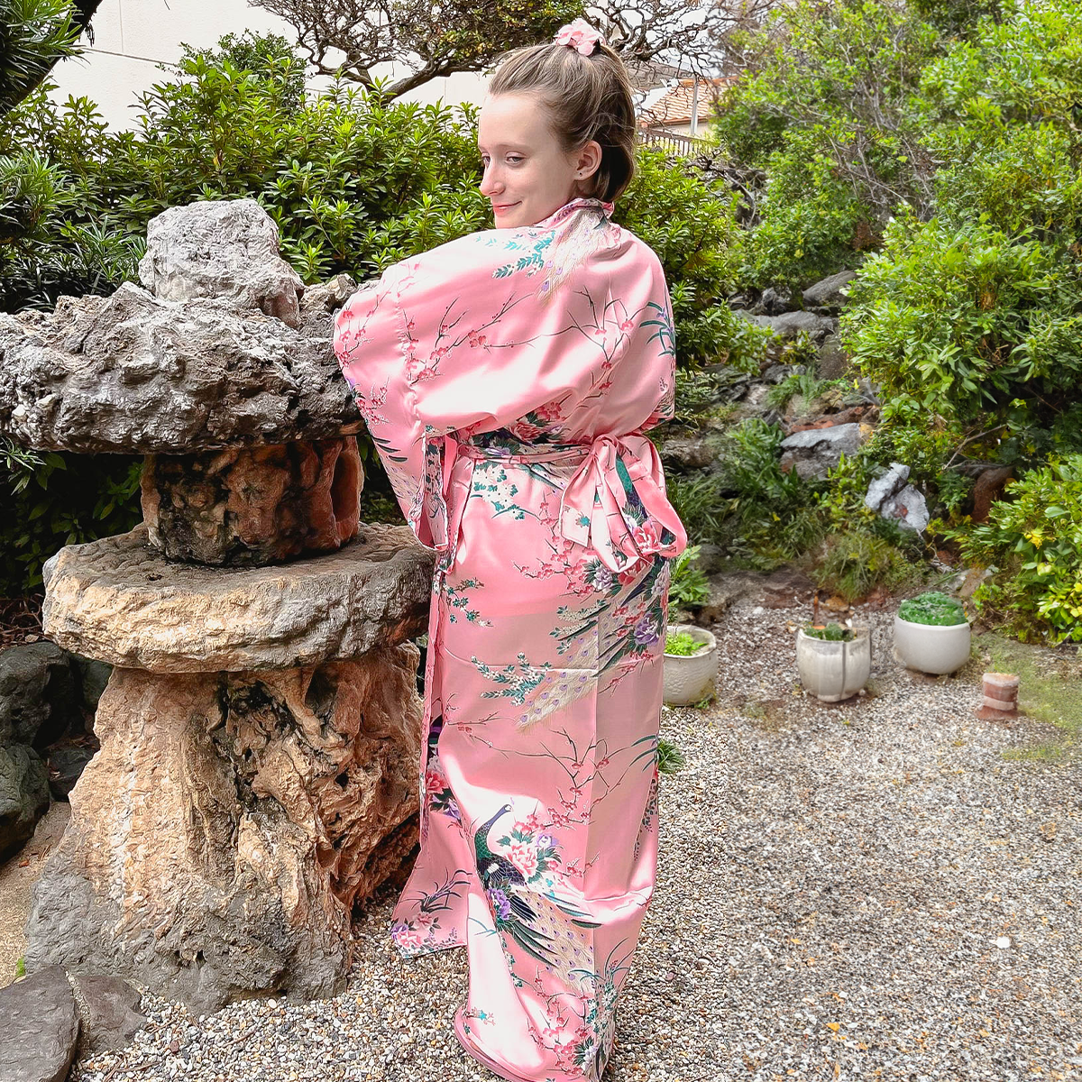 Women' Yukata: Peacock Peony (Polyester)