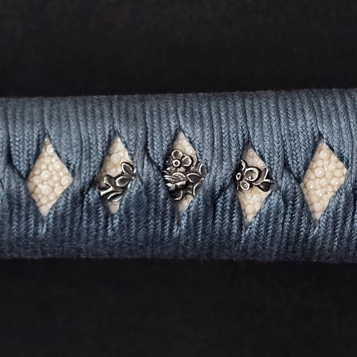 Tōran Midareba Iaito Sword – 2.45 Shaku | Authentic MinoSaka Series | Made in Japan