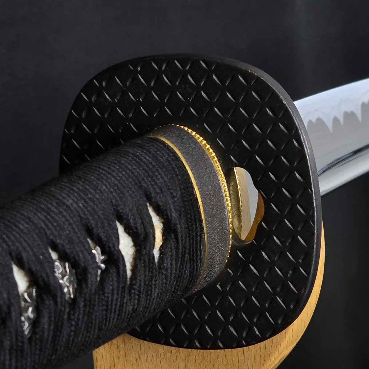 Magoroku Kanemoto Iaito Sword – 2.45 Shaku | Authentic MinoSaka Series | Made in Japan