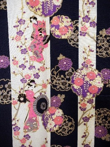 Damen Yukata: Bunte Sakura
