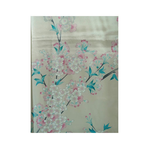 Kimono de mujer: hermosas flores de cerezo (poliéster)