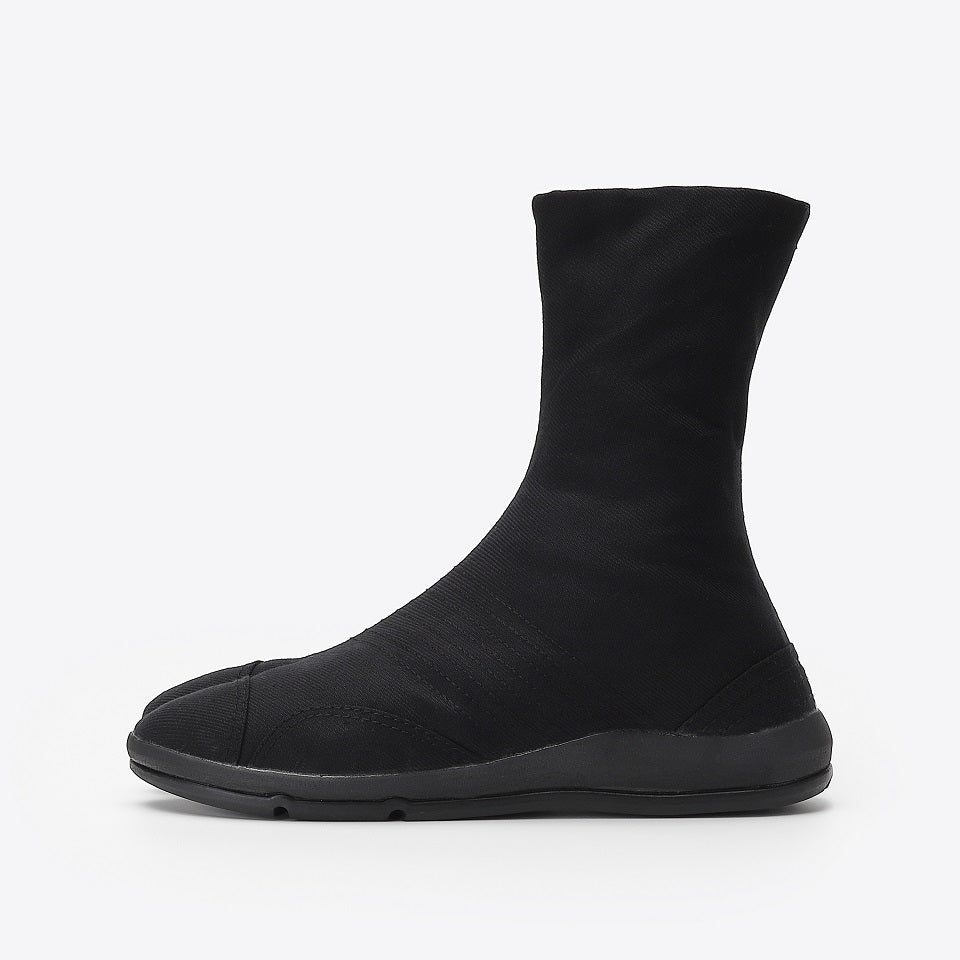 Zapatos Marugo Saiki Tabi 7 Clips Todo Negro o Blanco/Naranja con colchón de aire