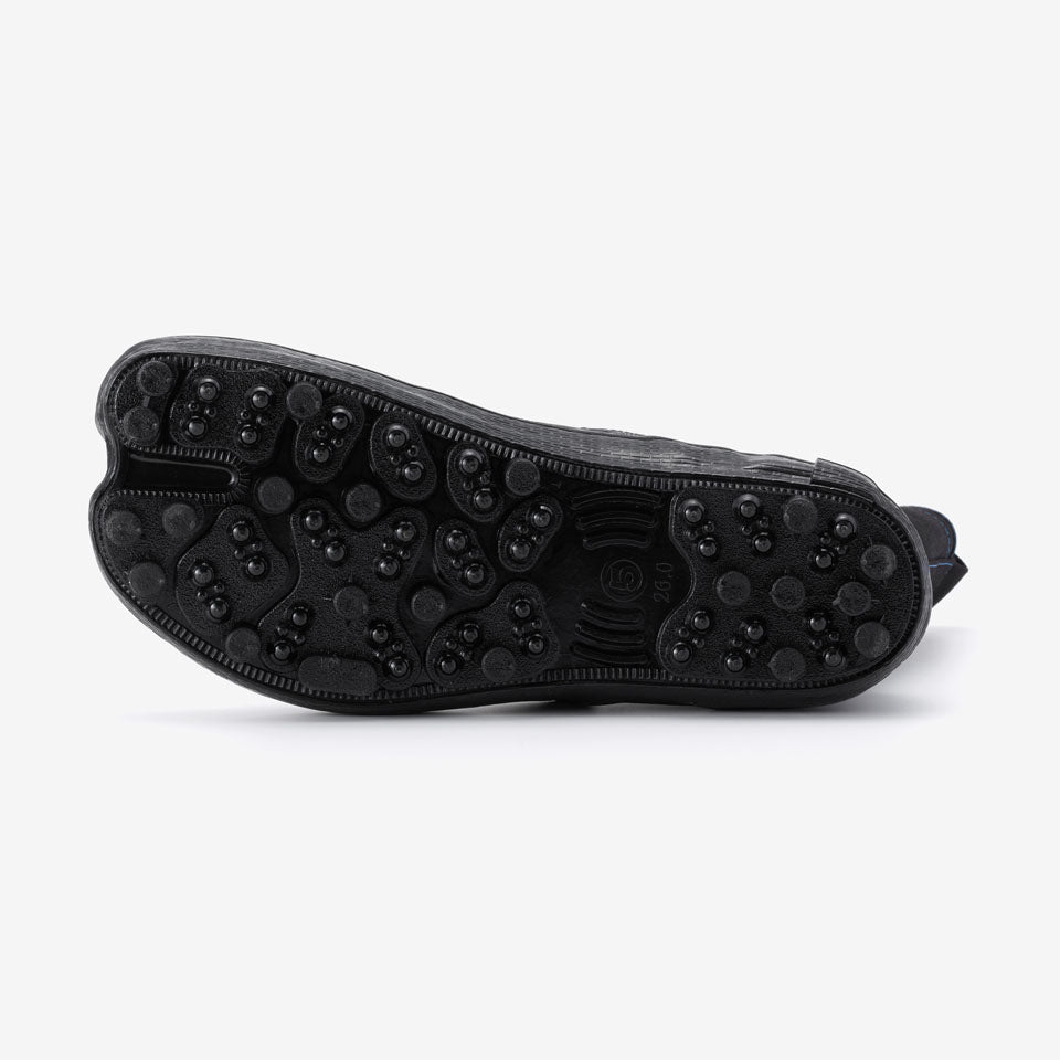 Marugo Spike Tabi Boots with Velcro All Black