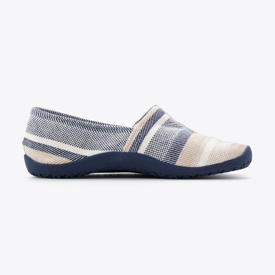 Marugo Tabirela Beige/Blue (Umi - Sea) Slipper Made in Japan