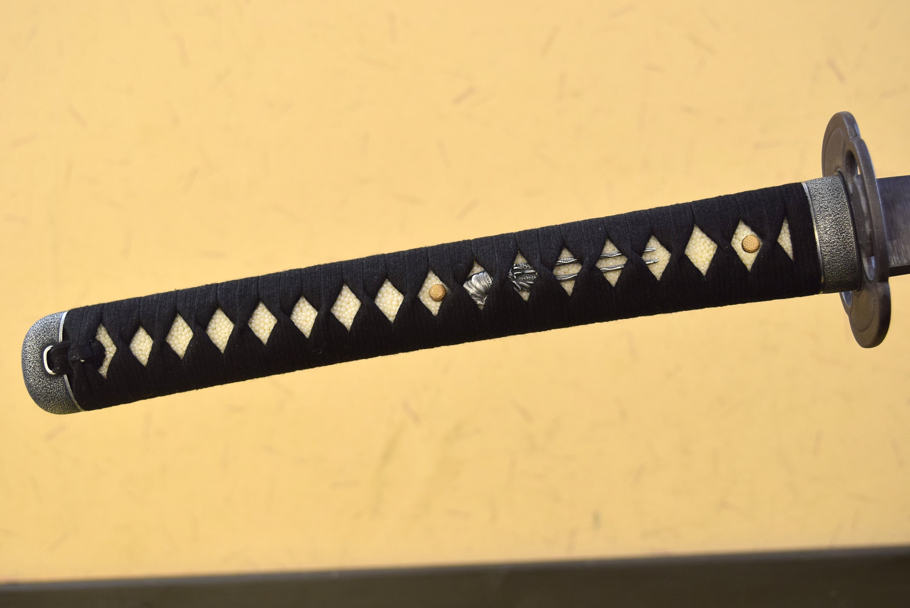 Deluxe Iaito: Doudanuki Masakuni (Kakinagashi blade)