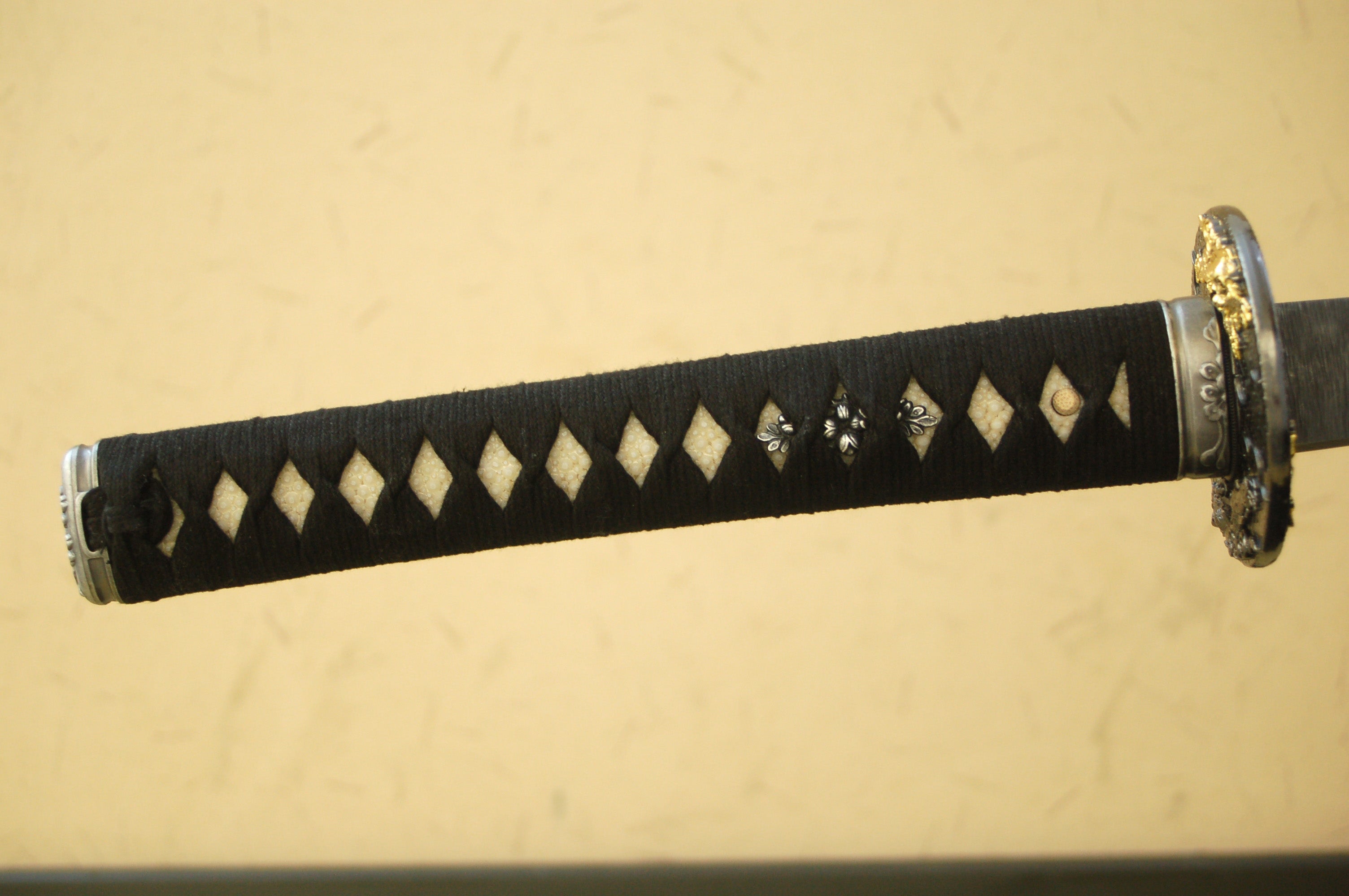 Iaito: Suburito Katana For Practice - Peony Tsuba